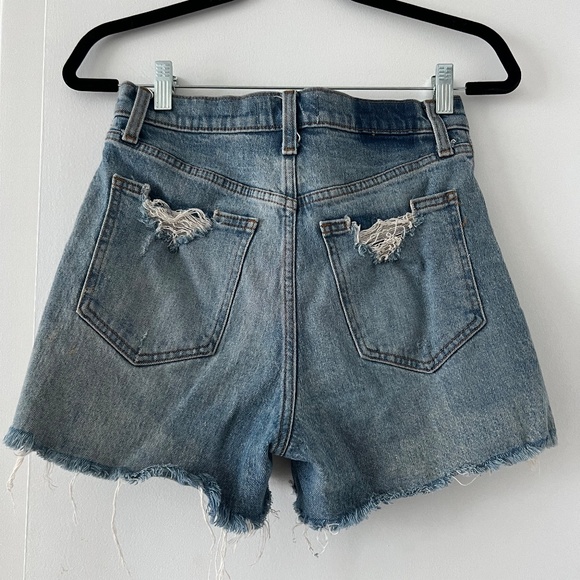 Abercrombie & Fitch Distressed High-Waisted Jean Shorts - Picture 3 of 3